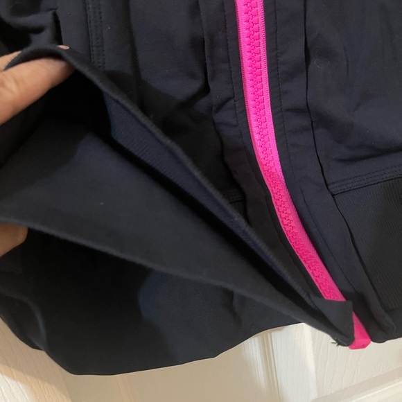 Vintage Lululemon stretch hoody - Picture 7 of 9